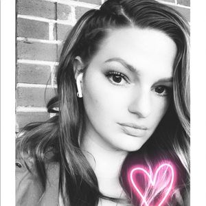 Meet your Posher, Jenna